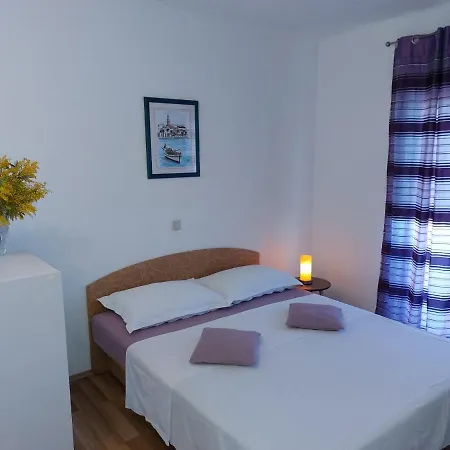 I&r Apartment *