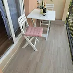 I&r Διαμέρισμα *